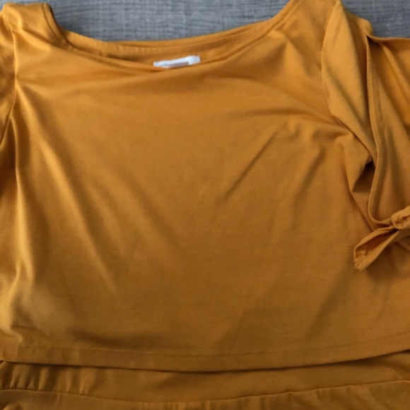 Maternity top cute - Picture 3 of 4